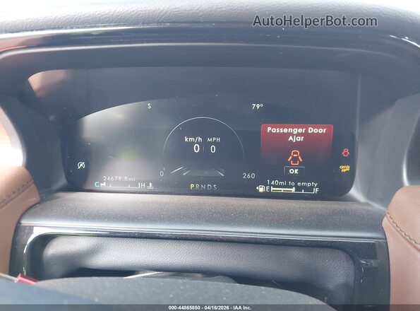 2LMPJ6K91NBL20525 2022 LINCOLN NAUTILUS Beige Հետևի նստատեղերի տեսք