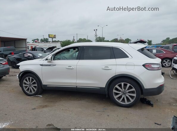 2LMPJ6K97KBL58949 2019 LINCOLN NAUTILUS White 