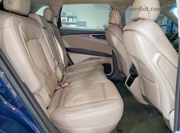 2LMPJ6L9XKBL13793 2019 LINCOLN NAUTILUS Blue 