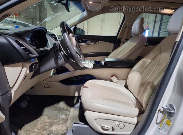 2LMPJ8K90KBL10091 2019 LINCOLN NAUTILUS Белый 