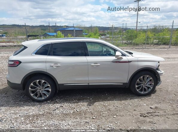 2LMPJ8K90NBL01931 2022 LINCOLN NAUTILUS Beige სალონის 360-გრადუსიანი ხედი