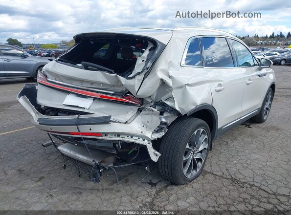 2LMPJ8K96PBL22804 2023 LINCOLN NAUTILUS Gray Rear right