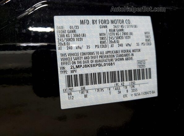 2LMPJ8K9XPBL01681 2023 LINCOLN NAUTILUS Black Engine compartment view