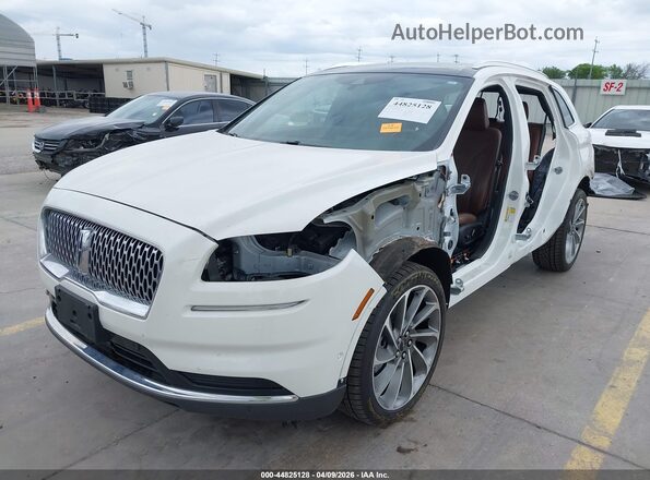 2LMPJ8KP0NBL26844 2022 LINCOLN NAUTILUS White 