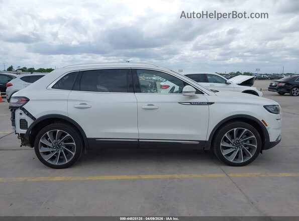 2LMPJ8KP0NBL26844 2022 LINCOLN NAUTILUS White 