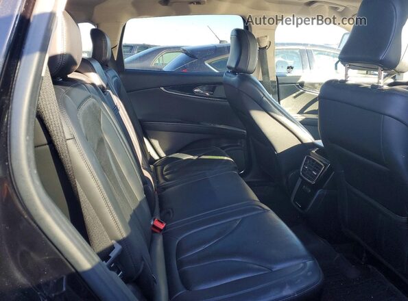 2LMPJ8KP8MBL02824 2021 LINCOLN NAUTILUS Black Հետևի նստատեղերի տեսք