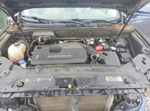 2LMPJ8L94KBL13588 2019 LINCOLN NAUTILUS Синий 