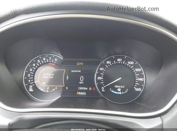 2LMPJ8LR1HBL33810 2017 LINCOLN MKX Silver Rear seats view