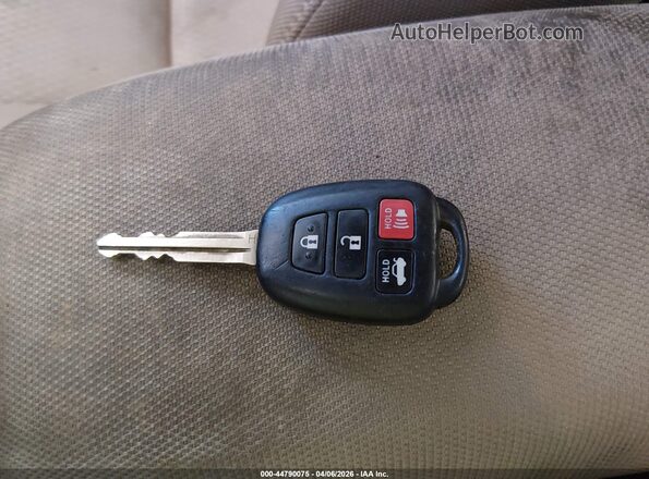 2T1BURHE4GC482974 2016 TOYOTA LL White Вид панелі приладів
