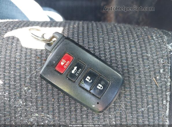 2T1BURHEXJC095823 2018 TOYOTA LL Серебряный Вид панели приборов