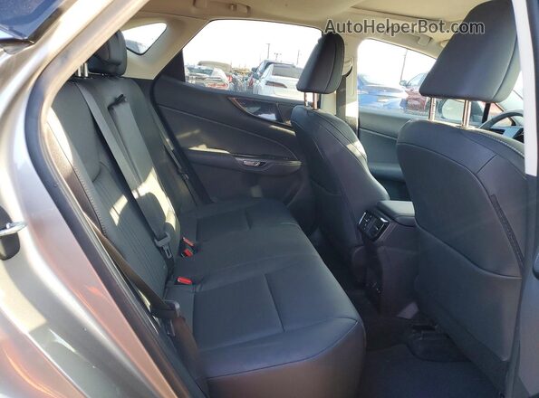 2T2ADCAZ2RC013077 2024 LEXUS NX Gray Vista interior trasera