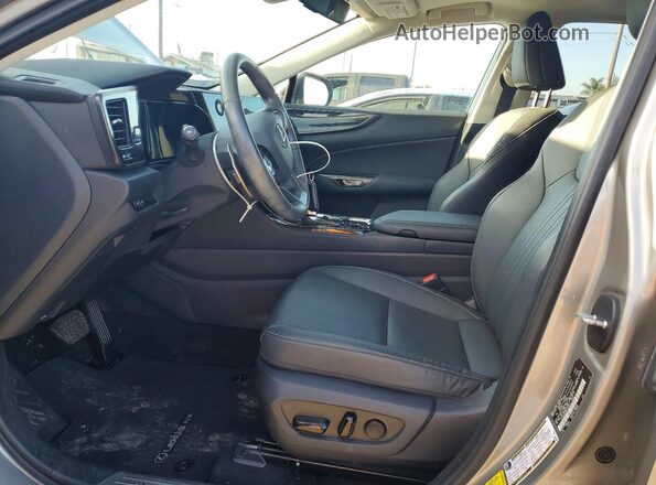 2T2ADCAZ2RC013077 2024 LEXUS NX Gray Vista interior delantera