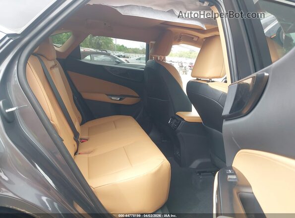 2T2AGCEZ4TC105378 2026 LEXUS NX 350 Gray VIN կոդի պիտակի տեսք