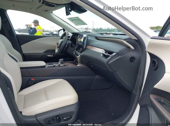 2T2BAMBA2RC038251 2024 LEXUS RX 350 White Front interior view