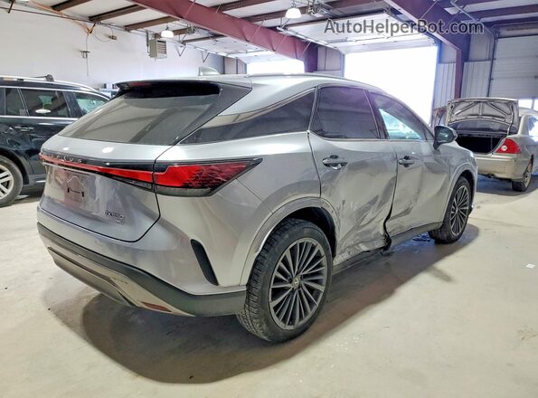 2T2BAMCA6RC083496 2024 LEXUS RX Silver Tył prawy