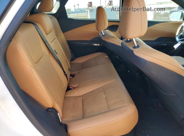 2T2BBMCA3PC011052 2023 LEXUS RX Белый Вид задней части салона