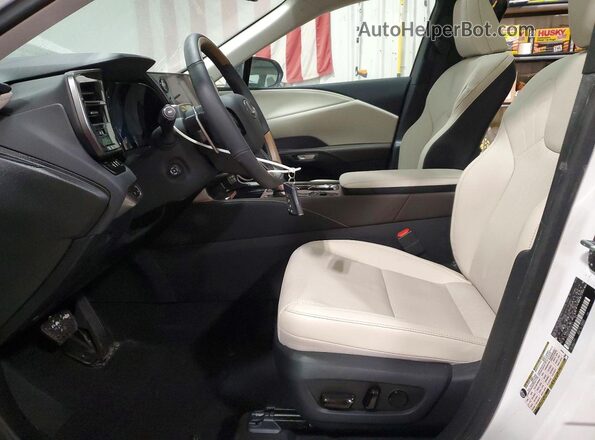 2T2BBMCA3SC087475 2025 LEXUS RX White Front interior view