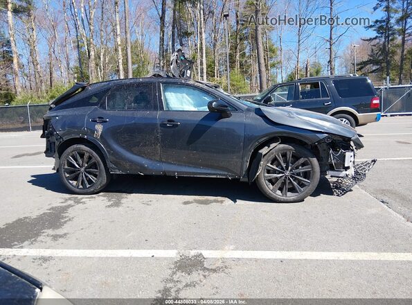 2T2BCMEA0RC013242 2024 LEXUS RX 500H Gray Rear interior view