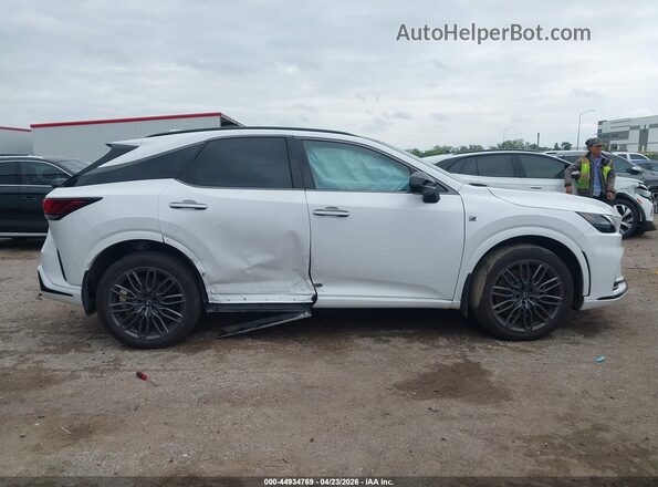 2T2BCMEA8PC009338 2023 LEXUS RX 500H White 