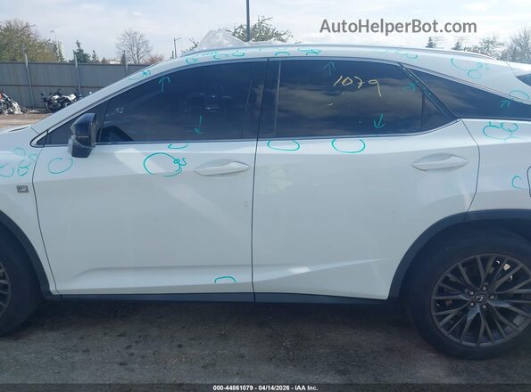 2T2BZMCA6GC046597 2016 LEXUS RX 350 White 360 interior view