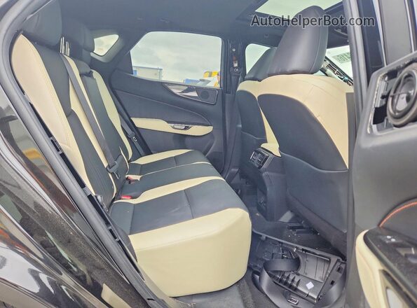 2T2GGCEZ2PC023908 2023 LEXUS NX Черный Вид задней части салона