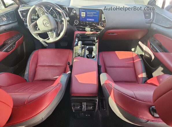2T2GGCEZ8RC046211 2024 LEXUS NX Серый Вид панели приборов