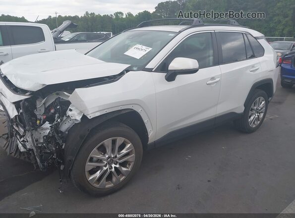 2T3C1RFV1SW370552 2025 TOYOTA LE White Vista tres cuartos delantera izquierda