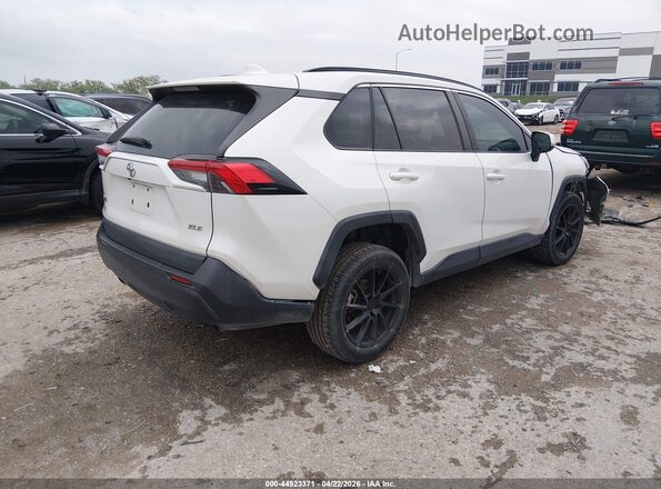 2T3C1RFV2MW112429 2021 TOYOTA LE White უკანა მარჯვენა