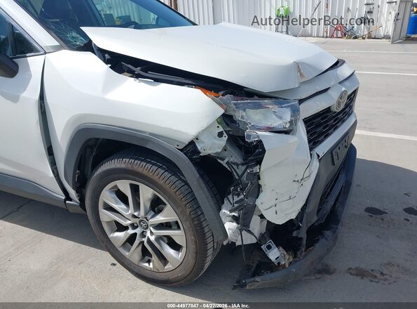 2T3C1RFV2MW113385 2021 TOYOTA LE Белый Вид спереди