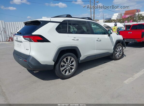 2T3C1RFV2MW113385 2021 TOYOTA LE Белый Задняя правая четверть