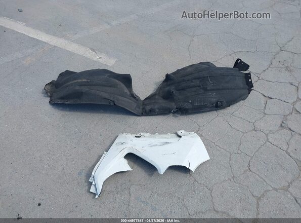 2T3C1RFV2MW113385 2021 TOYOTA LE Белый Вид панели приборов