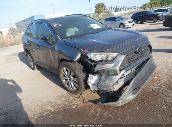 2T3C1RFV2MW147682 2021 TOYOTA LE Gray 