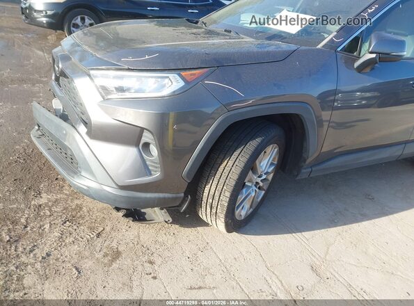2T3C1RFV2MW147682 2021 TOYOTA LE Gray 