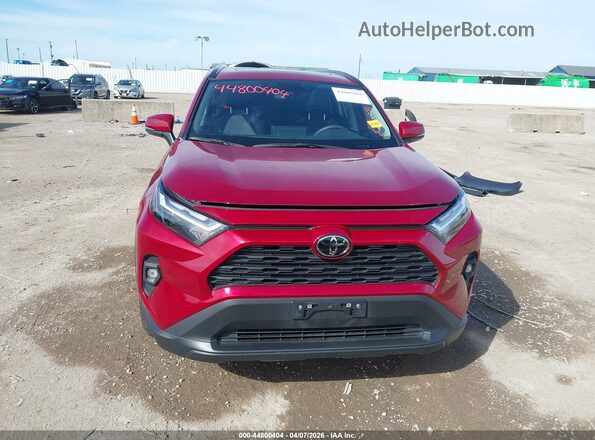 2T3C1RFV3SW402773 2025 TOYOTA LE Красный Вид задней части салона