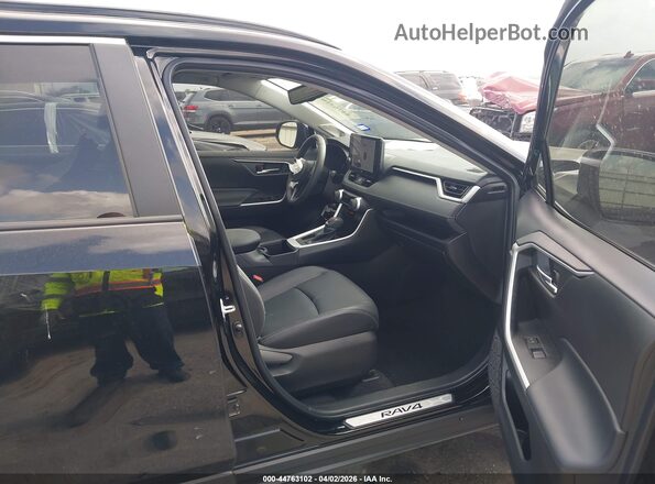 2T3C1RFV5RC280820 2024 TOYOTA LE Black Front interior view