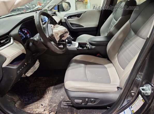 2T3D1RFV7KW040211 2019 TOYOTA LIMITED Gray Вид салону спереду