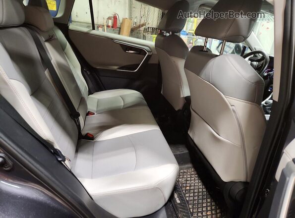 2T3D1RFV7KW040211 2019 TOYOTA LIMITED Gray Вид задньої частини салону