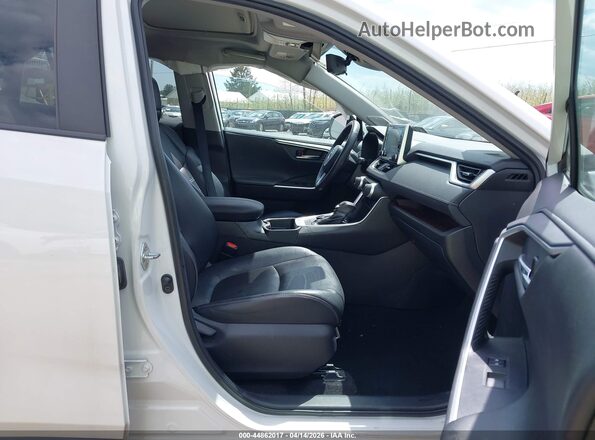 2T3DWRFV2LW072356 2020 TOYOTA LIMITED White Front interior view