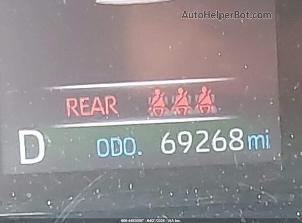 2T3G1RFV3KW077673 2019 TOYOTA LE Red 