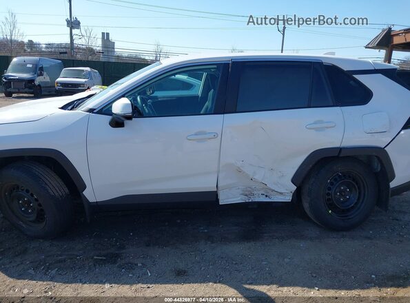 2T3G1RFV3SC506926 2025 TOYOTA LE White 