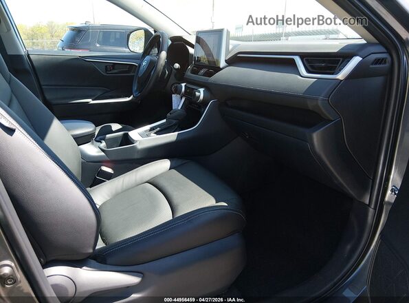 2T3G1RFV4SC577553 2025 TOYOTA LE Gray წინა სალონის ხედი