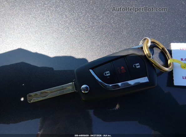 2T3G1RFV4SC577553 2025 TOYOTA LE Gray წინა პანელის ხედი
