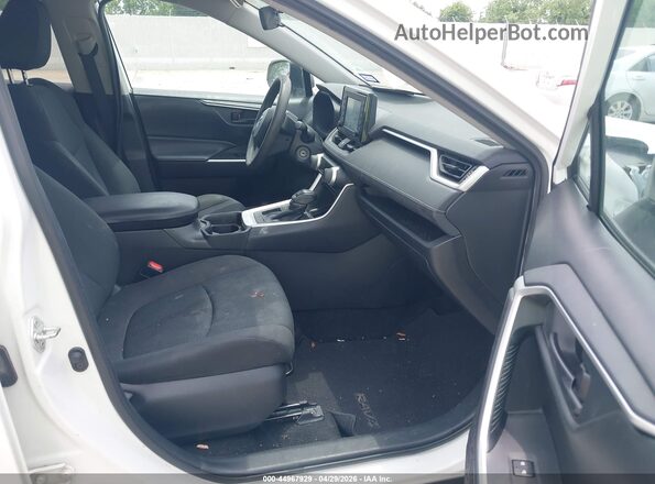 2T3H1RFV8MC096230 2021 TOYOTA LE White Front interior view
