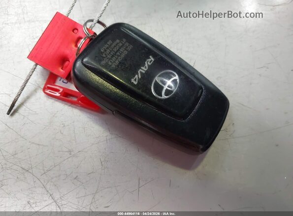 2T3J1RFV5PW353493 2023 TOYOTA RAV4 Черный Вид панели приборов