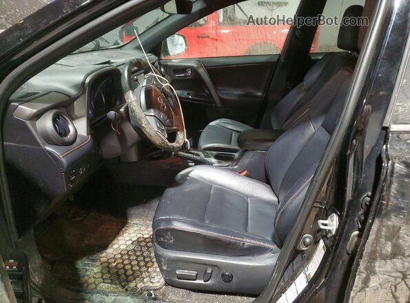 2T3JFREVXJW780503 2018 TOYOTA RAV4 Black Вид салону спереду