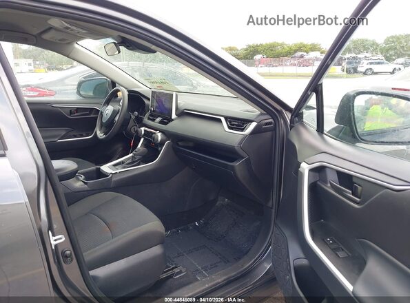 2T3K1RFV2SC322331 2025 TOYOTA LE Gray Widok wnętrza z przodu
