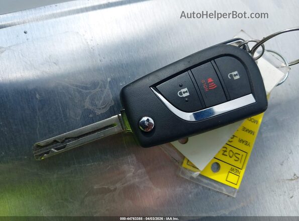 2T3K1RFV7SC359827 2025 TOYOTA LE Black Vista del salpicadero