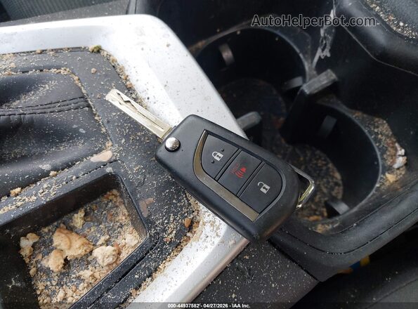 2T3K1RFVXSC308659 2025 TOYOTA LE Silver Вид панелі приладів