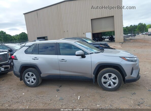 2T3K1RFVXSC308659 2025 TOYOTA LE Silver Вид задньої частини салону
