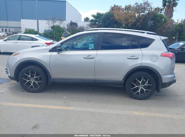 2T3NFREV1JW409473 2018 TOYOTA RAV4 Silver 